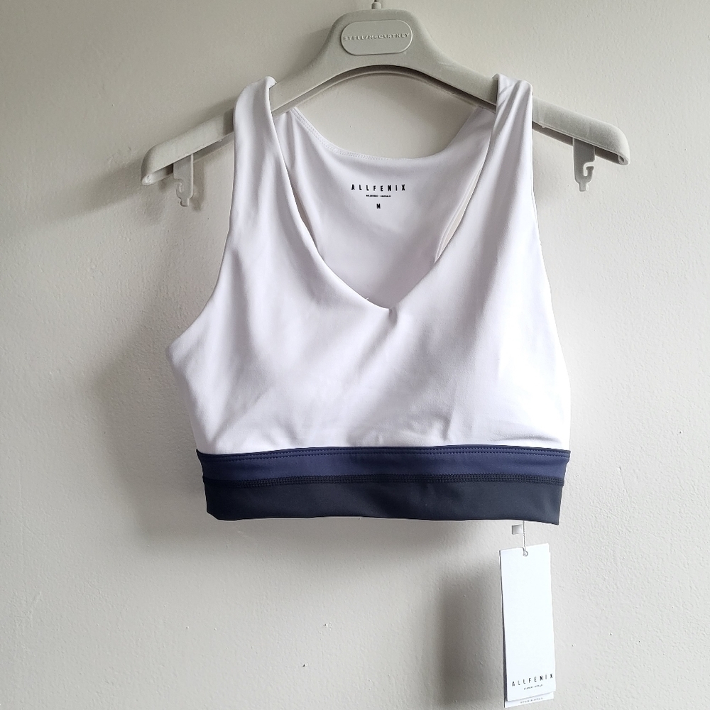 New All Fenix Mia V-Neckline Racerback Stripe White/Navy Sports Bra NWT Medium